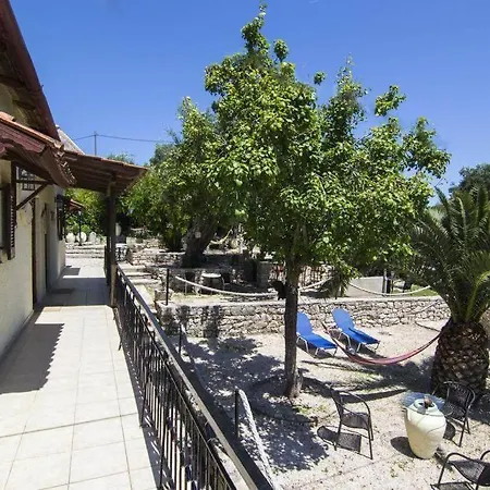 Garden Rellas *