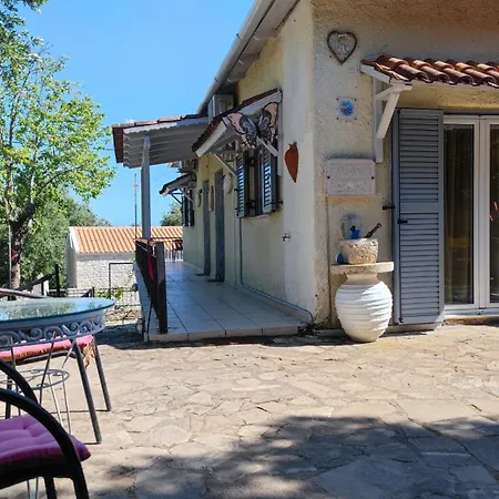 Garden Rellas Apartment
